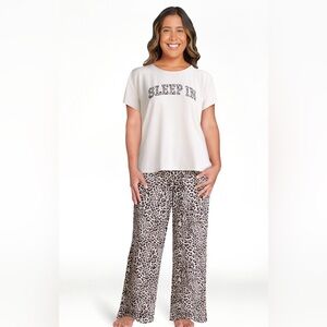 NWT
White 'Sleep In' T-Shirt and Leopard Print Pajama Set
